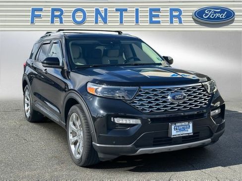 Used 2020 Ford Explorer Platinum image 8
