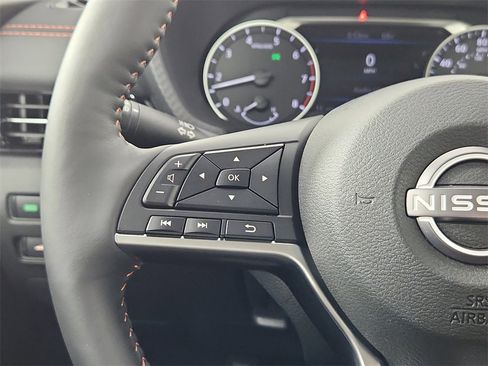 New 2025 Nissan Sentra SR w/ SR Premium Package image 17