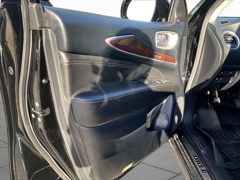 Used 2019 INFINITI QX60 Luxe w/ Sensory Package FWD image 22