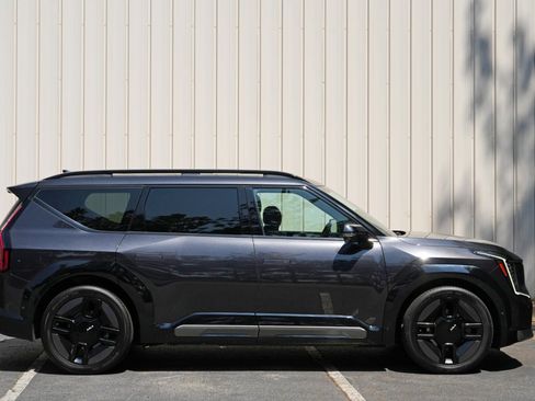 Used 2024 Kia EV9 GT-Line AWD/4WD image 58