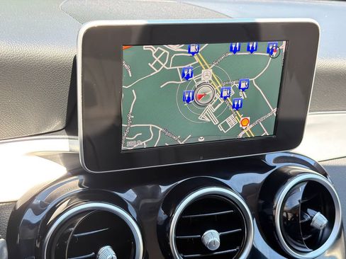 Used 2015 Mercedes-Benz C 300 4MATIC Sedan image 20