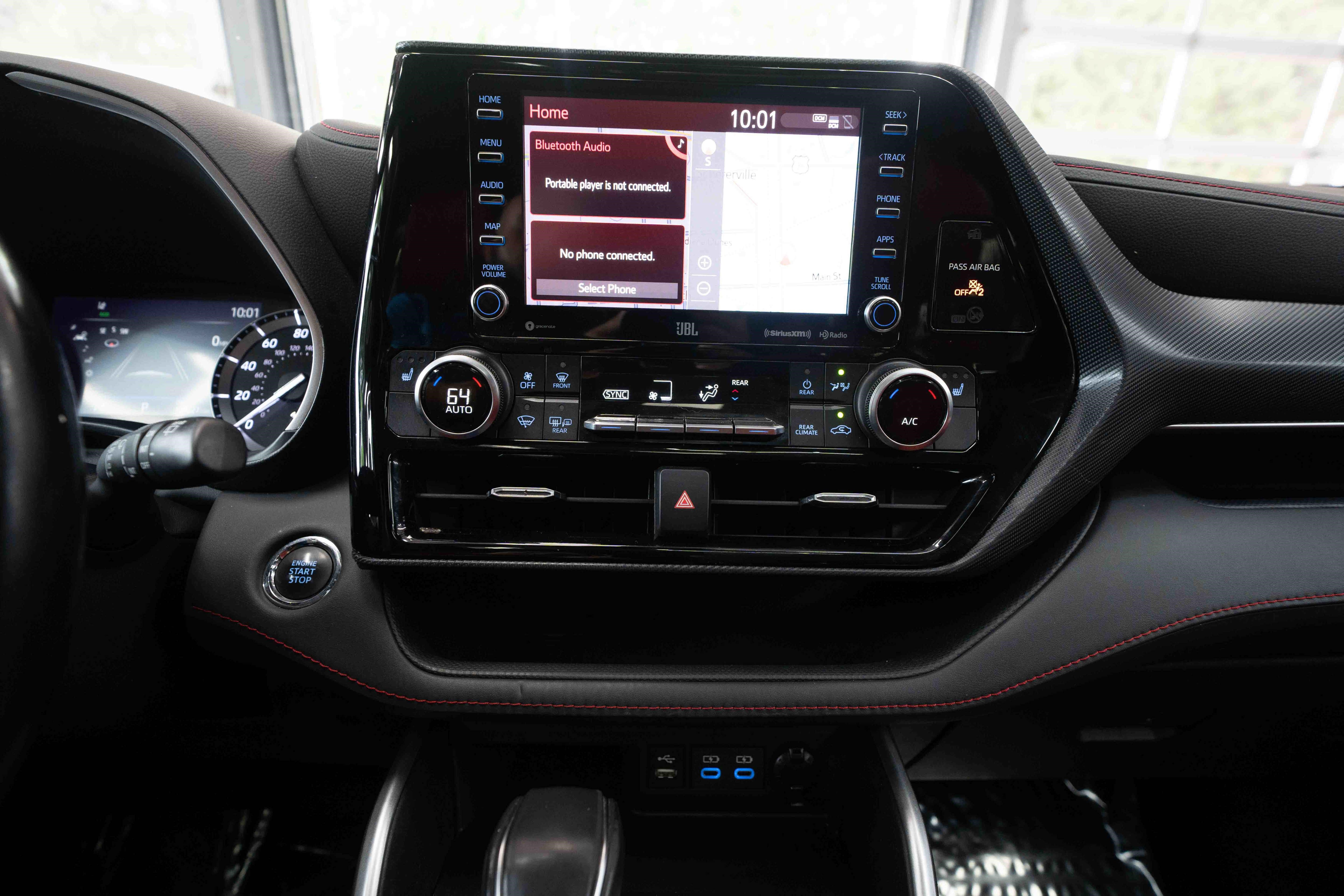 Used 2022 Toyota Highlander XSE AWD/4WD image 17