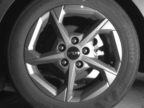 Used 2025 Kia K4 LXS image 14