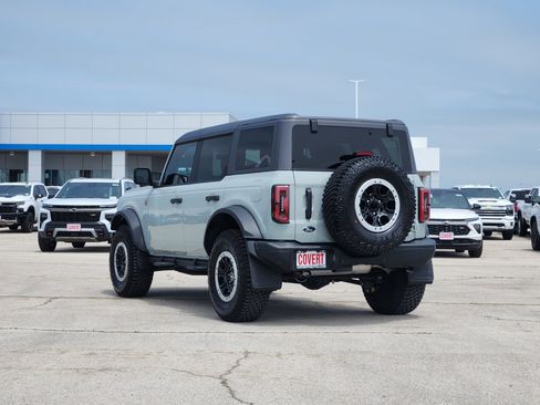 Used 2024 Ford Bronco Badlands w/ Sasquatch Package AWD/4WD image 5