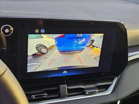 New 2026 Chevrolet Equinox LT image 13