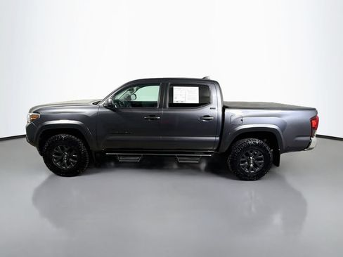 Used 2023 Toyota Tacoma SR5 RWD image 4