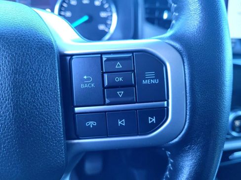 Used 2023 Ford Expedition XLT image 31