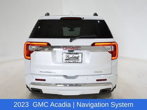 Used 2023 GMC Acadia Denali w/ Denali Ultimate Package AWD/4WD image 5