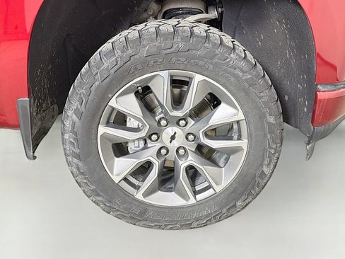 Used 2022 Chevrolet Silverado 1500 RST w/ Convenience Package II AWD/4WD image 28