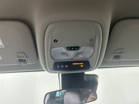 Used 2024 Buick Encore GX Preferred image 25