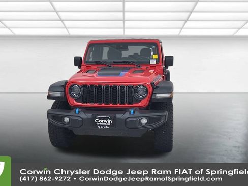 Used 2024 Jeep Wrangler Unlimited Rubicon 4xe image 5