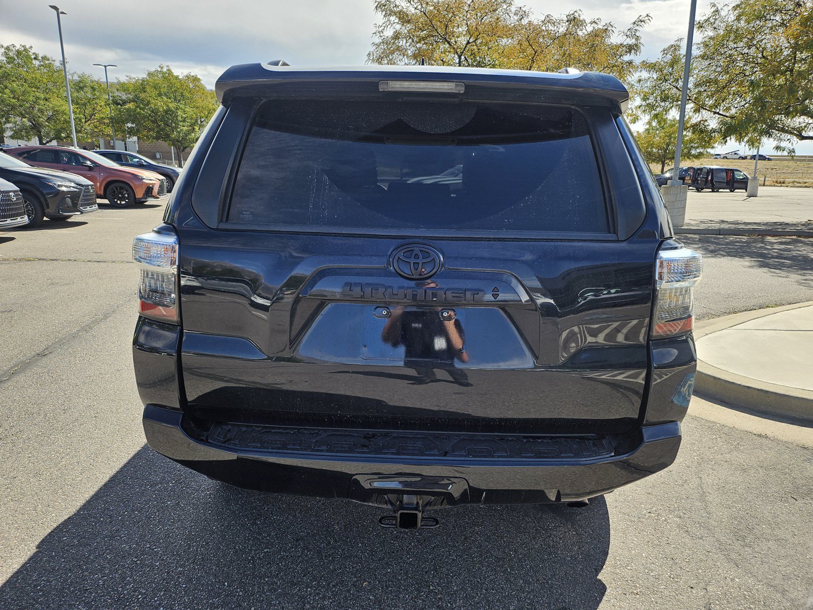 Used 2022 Toyota 4Runner SR5 Premium w/ Moonroof Package AWD/4WD image 7