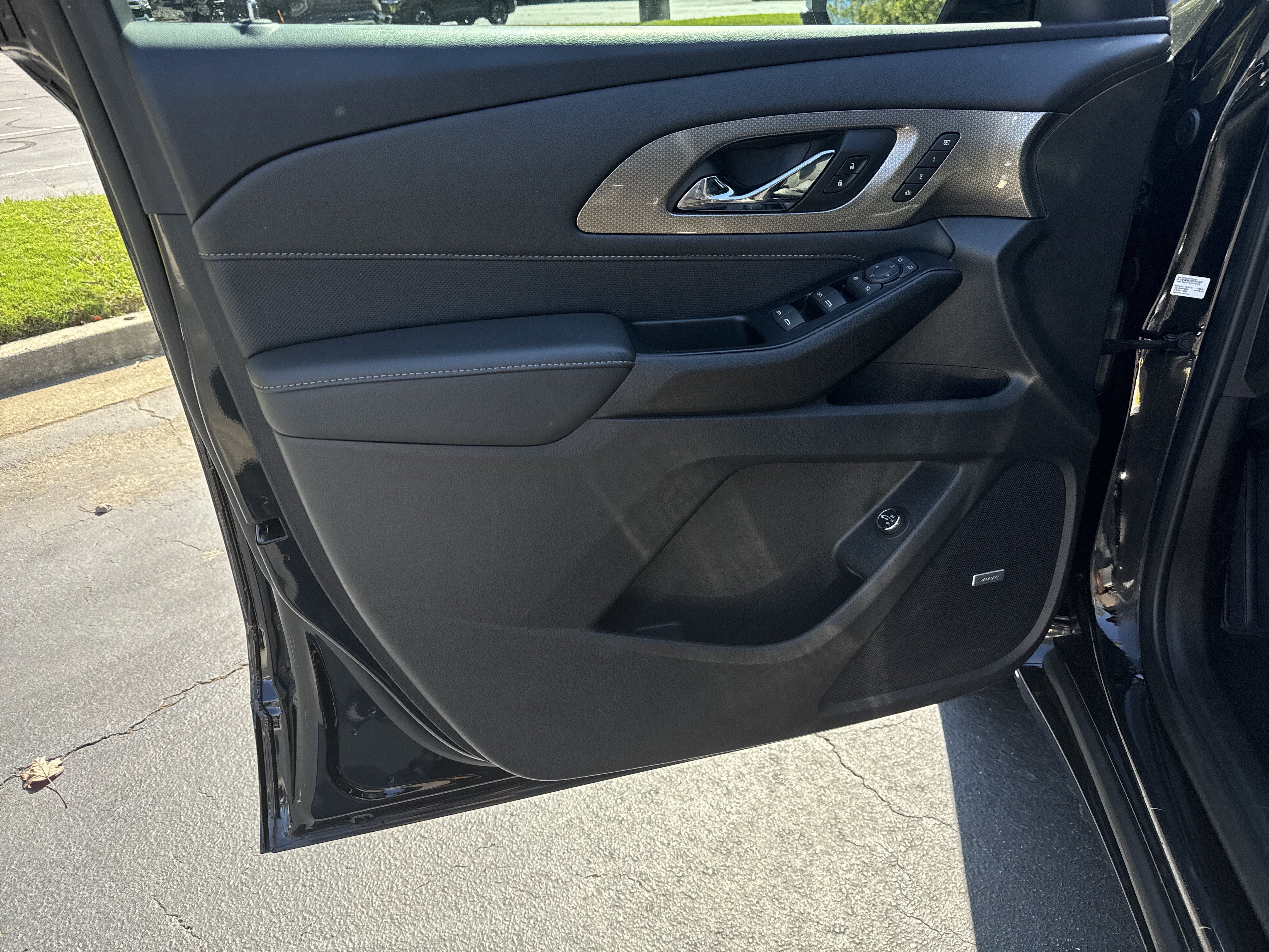 Certified 2023 Chevrolet Traverse Premier FWD image 10