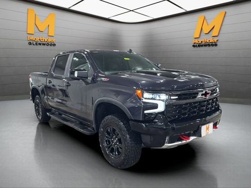Used 2024 Chevrolet Silverado 1500 ZR2 w/ Technology Package image 2