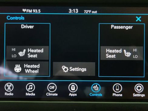 Used 2019 Chrysler Pacifica Touring-L FWD image 16