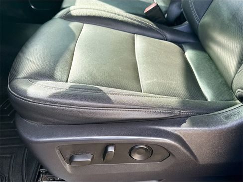 Used 2023 GMC Sierra 1500 SLT w/ X31 Off-Road Package image 20