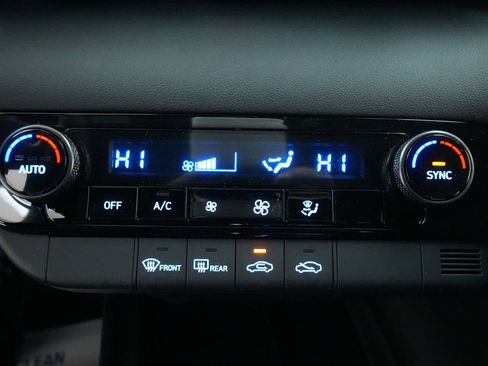 New 2026 Hyundai Elantra Sport image 29