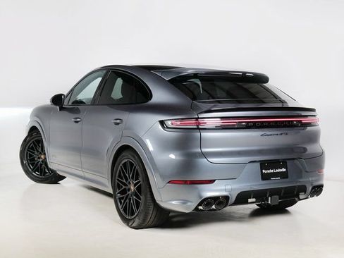 New 2026 Porsche Cayenne GTS AWD/4WD image 3