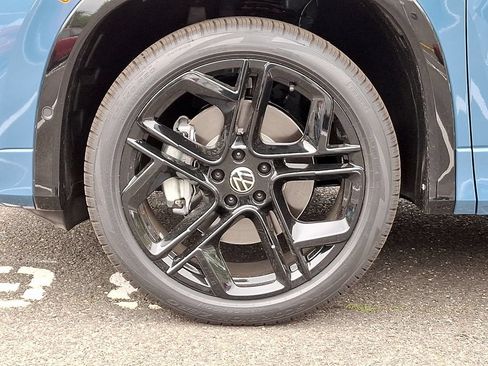 New 2026 Volkswagen Tiguan SE R-Line AWD/4WD image 5