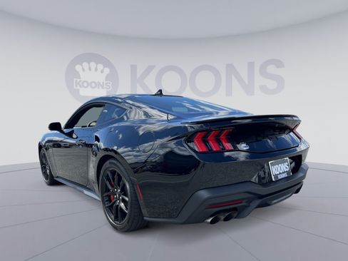 Used 2024 Ford Mustang GT Premium RWD image 4