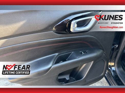 Used 2024 Jeep Compass Trailhawk image 37