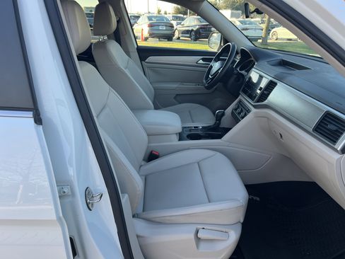 Used 2019 Volkswagen Atlas SE image 28