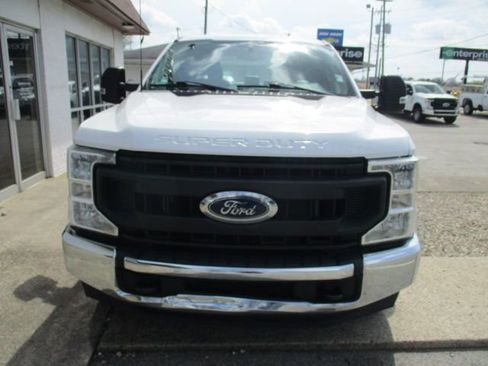 Used 2022 Ford F250 XL w/ Power Equipment Group RWD image 2