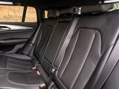 Used 2023 BMW X4 M40i image 28