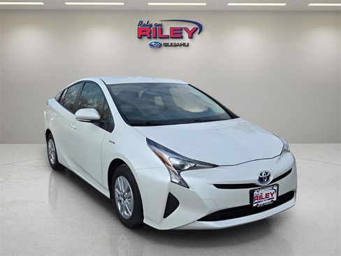 Used 2016 Toyota Prius Two image 7
