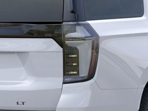 New 2025 Chevrolet Suburban LT w/ Comfort Package image 11