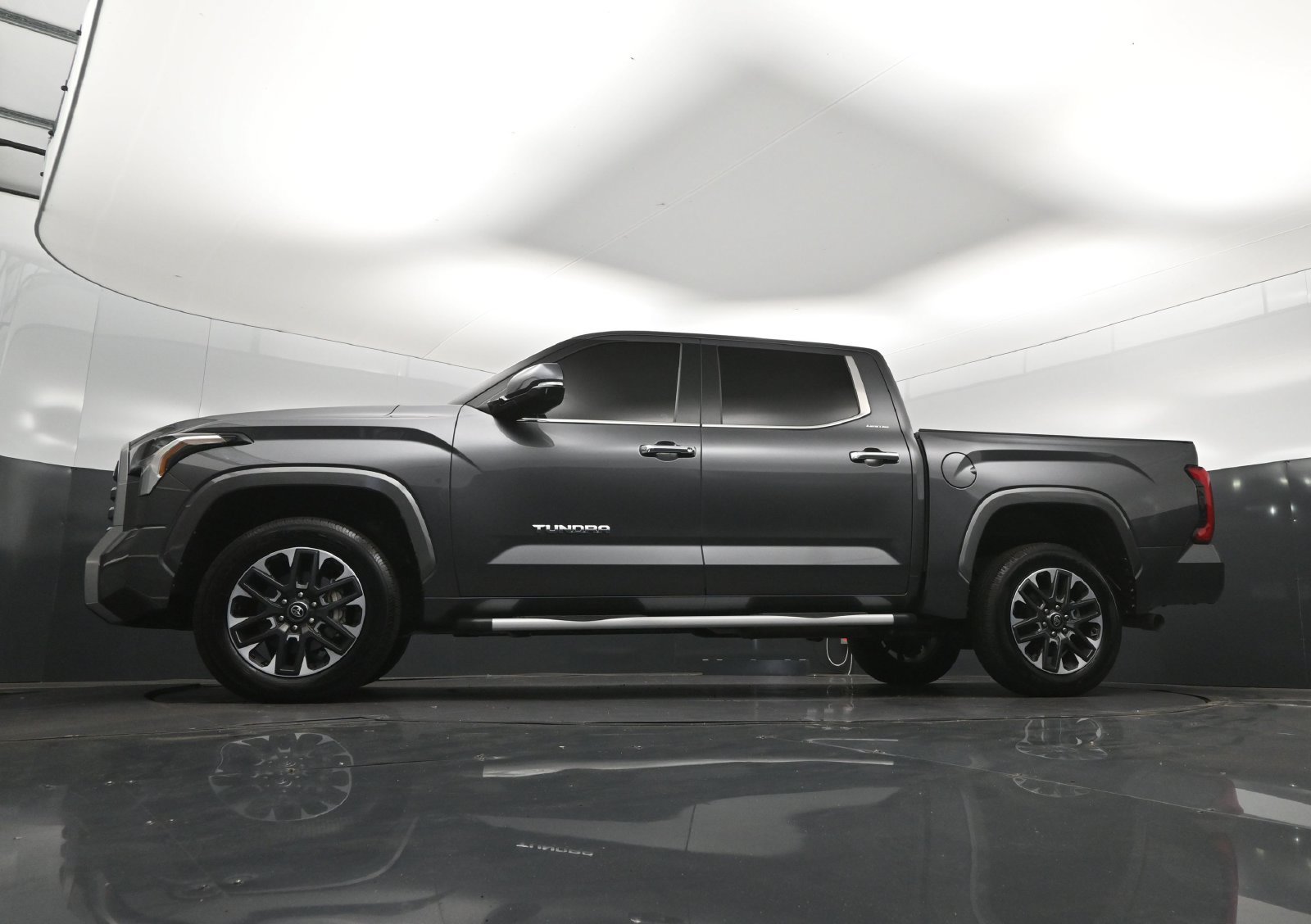 Used 2026 Toyota Tundra Limited w/ Power Package AWD/4WD image 40