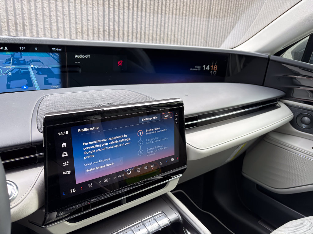New 2026 Lincoln Nautilus Premier w/ Equipment Group 102A AWD/4WD image 27