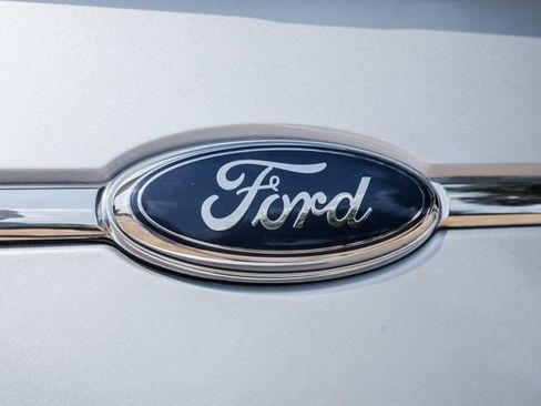 Used 2010 Ford Taurus SHO image 63