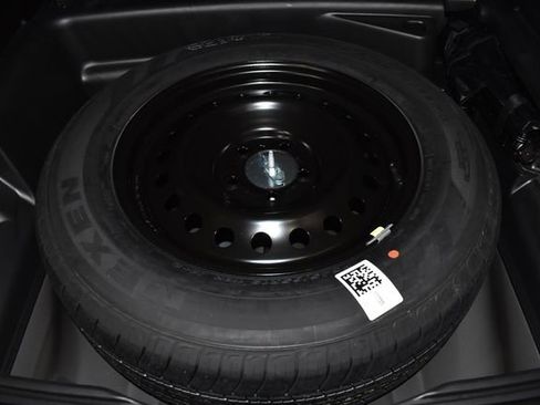 New 2025 Jeep Grand Cherokee Altitude w/ Trailer Tow Package image 32