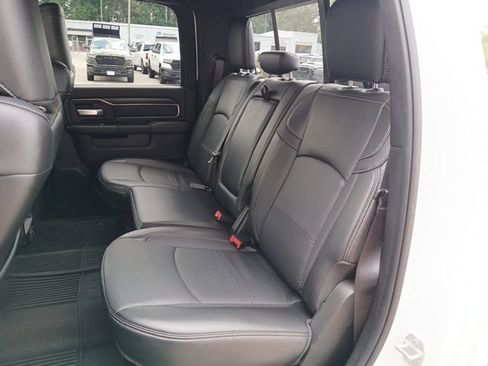 Used 2026 RAM 2500 4x4 Crew Cab image 18