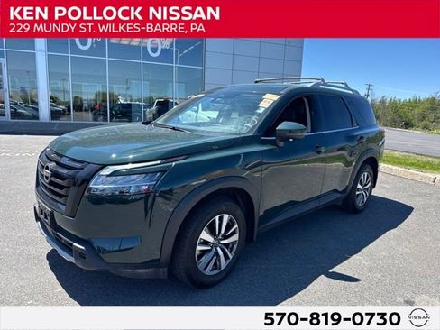Certified 2024 Nissan Pathfinder SL w/ Black Appearance Package AWD/4WD image 1
