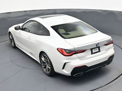 Used 2022 BMW M440i Coupe w/ Premium Package RWD image 26