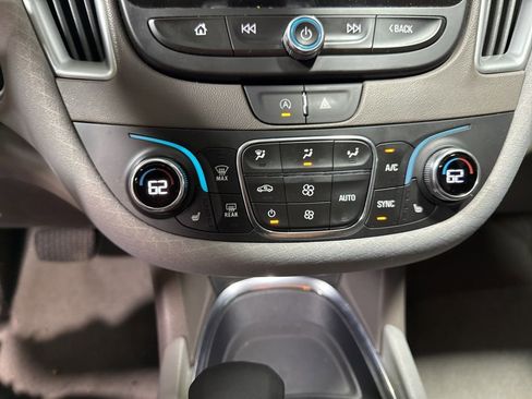 Used 2023 Chevrolet Malibu LT w/ Driver Confidence Package FWD image 28