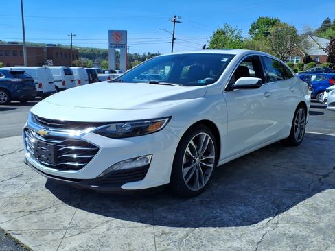 Used 2023 Chevrolet Malibu LT w/ Driver Confidence Package FWD image 5