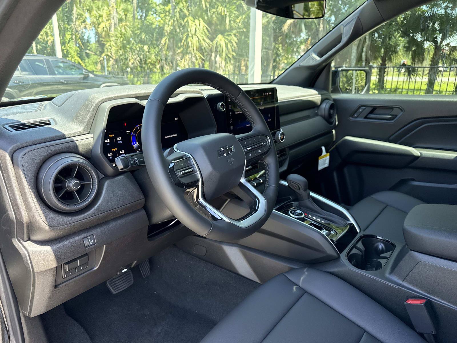New 2026 Chevrolet Colorado Trail Boss w/ Midnight Edition AWD/4WD image 21