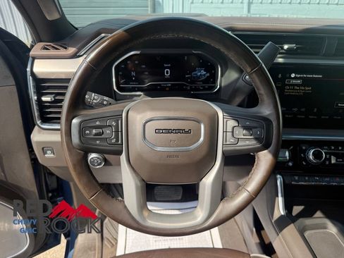 Used 2025 GMC Sierra 2500 Denali w/ Denali Reserve Package AWD/4WD image 14