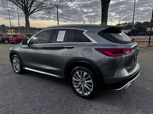 Certified 2025 INFINITI QX50 Luxe image 9