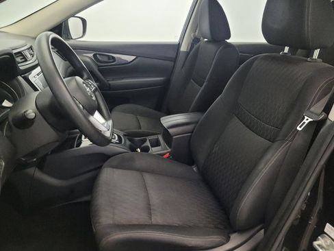 Used 2019 Nissan Rogue S AWD/4WD image 17