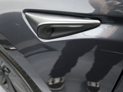 Used 2025 Tesla Model 3 Long Range image 11