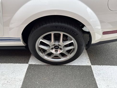 Used 2007 Ford Mustang Shelby GT500 image 16