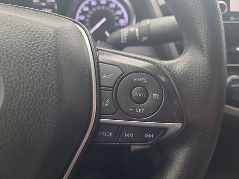 Used 2022 Toyota Camry LE image 16