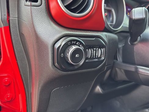 Used 2020 Jeep Wrangler Unlimited Rubicon w/ LED Lighting Group image 11