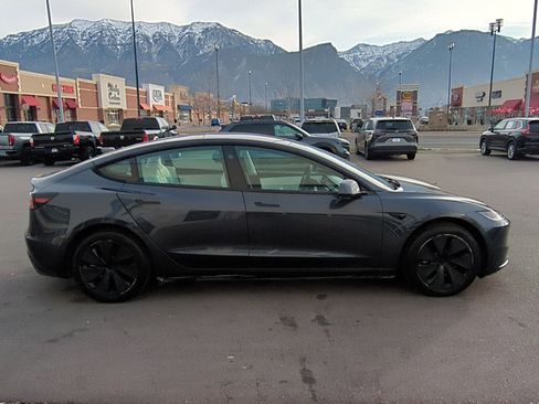 Used 2025 Tesla Model 3 Long Range image 2