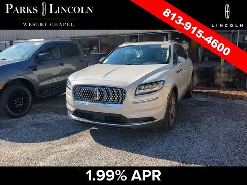 Used 2023 Lincoln Nautilus Reserve w/ Equipment Group 201A AWD/4WD image 8
