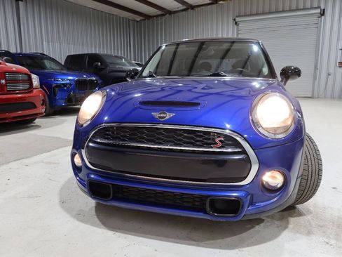 Used 2019 MINI Cooper S w/ Signature Upholstery Package FWD image 37